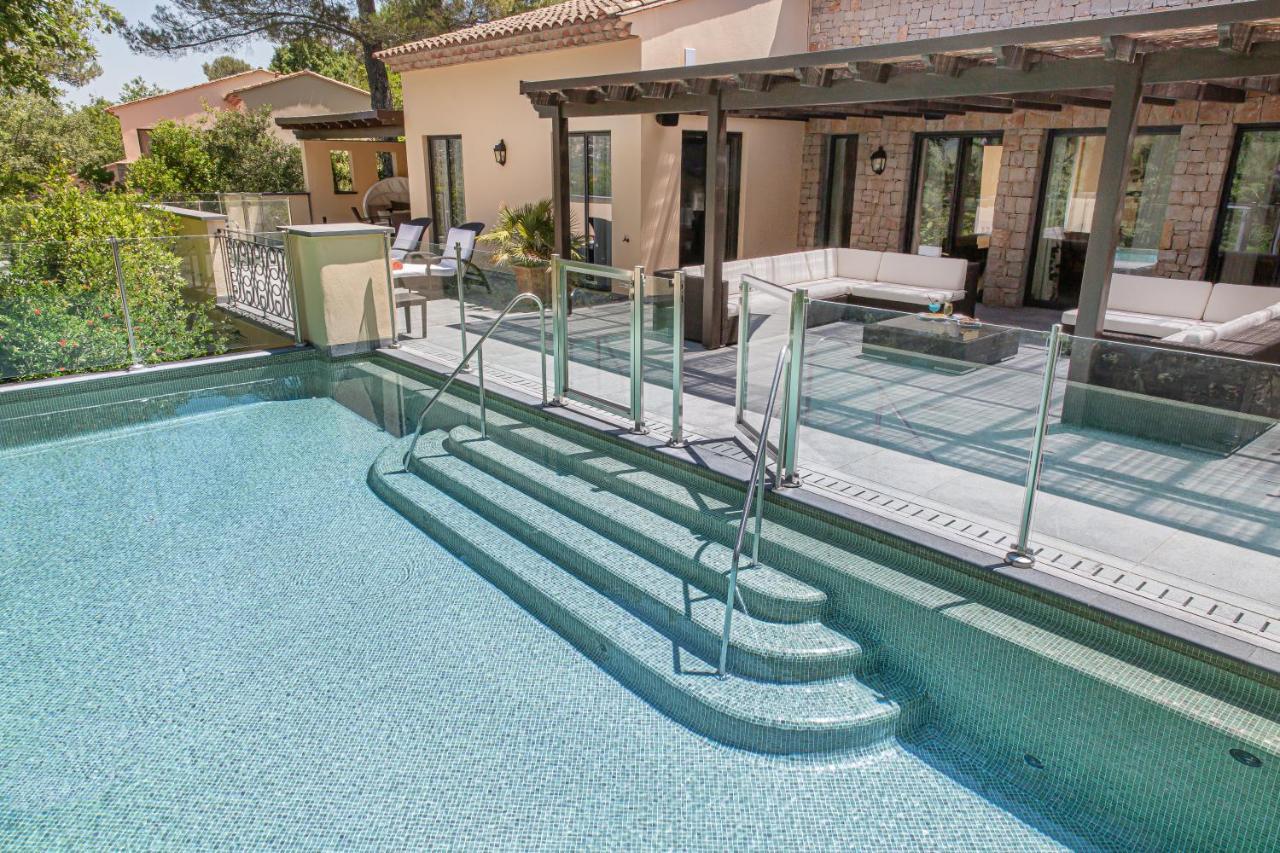 Villa de 3 dormitorios con piscina privada